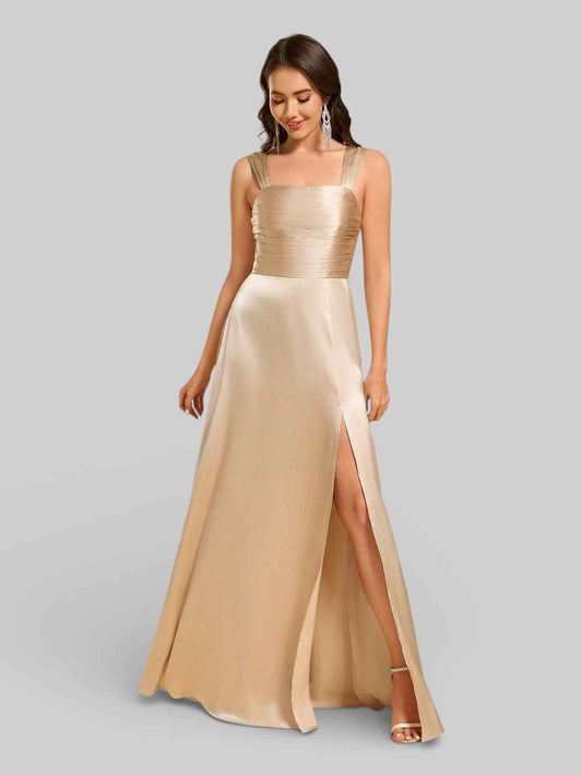Vestido de Festa com Fenda Gola Quadrada Acetinado