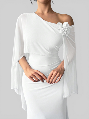 Vestido de Festa Longo Com Capa e Flor Flamesqui