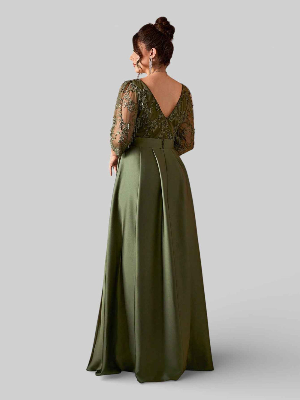 Vestido Longo de Festa Plus Size em Renda Oliva Dress New