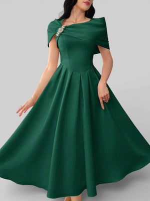 Vestido de Festa Curto Assimétrico Strass