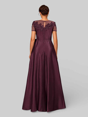 Vestido de Festa Longo Bordado Mãe da Noiva