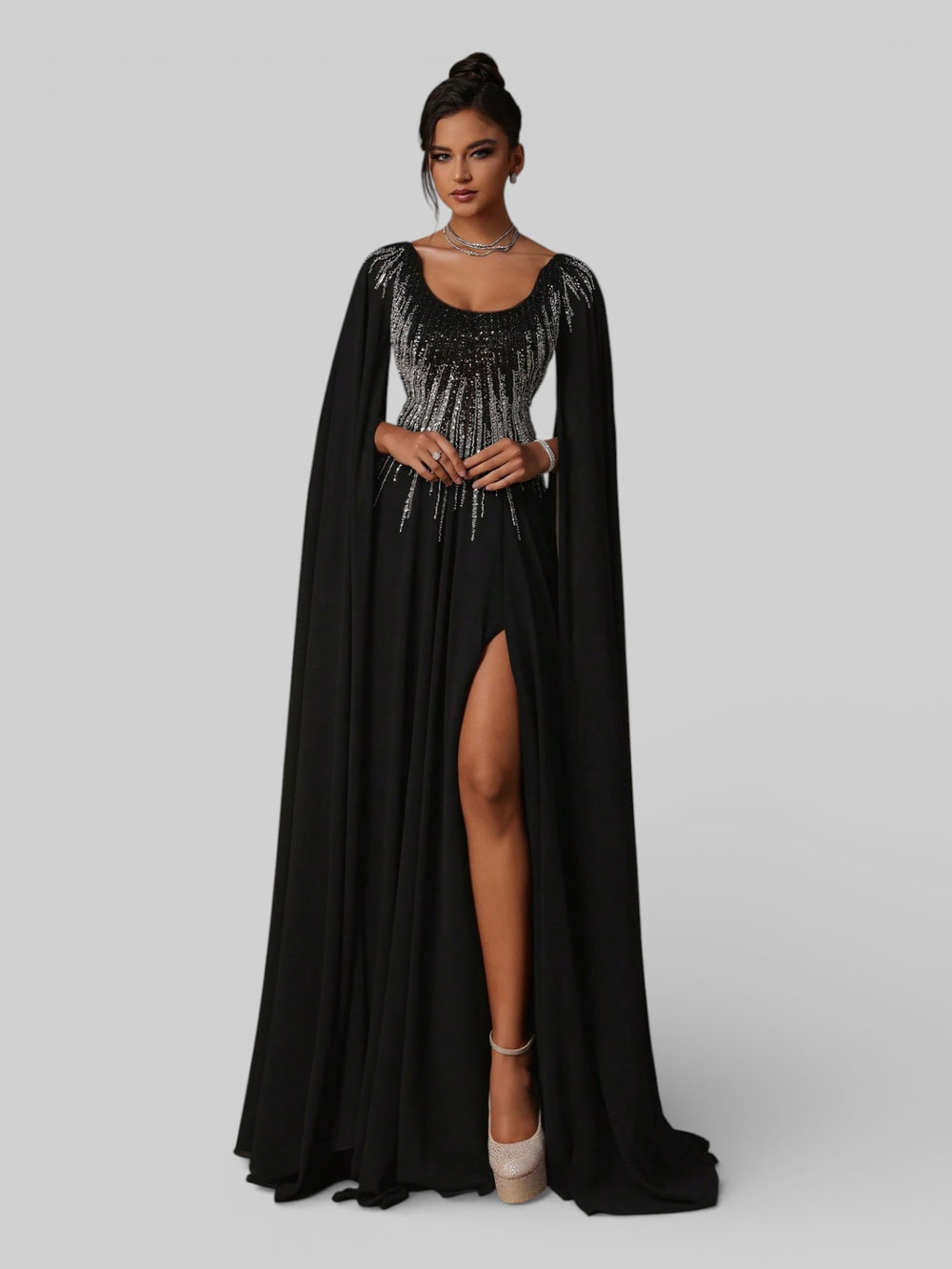 Vestido de Festa Super Luxo Bordado com Capa Magnólia - Aurea Dress