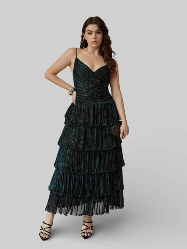 Vestido de Festa Curto em Camadas Metalizado