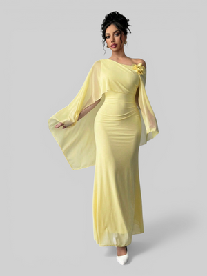 Vestido de Festa Longo Com Capa e Flor Flamesqui