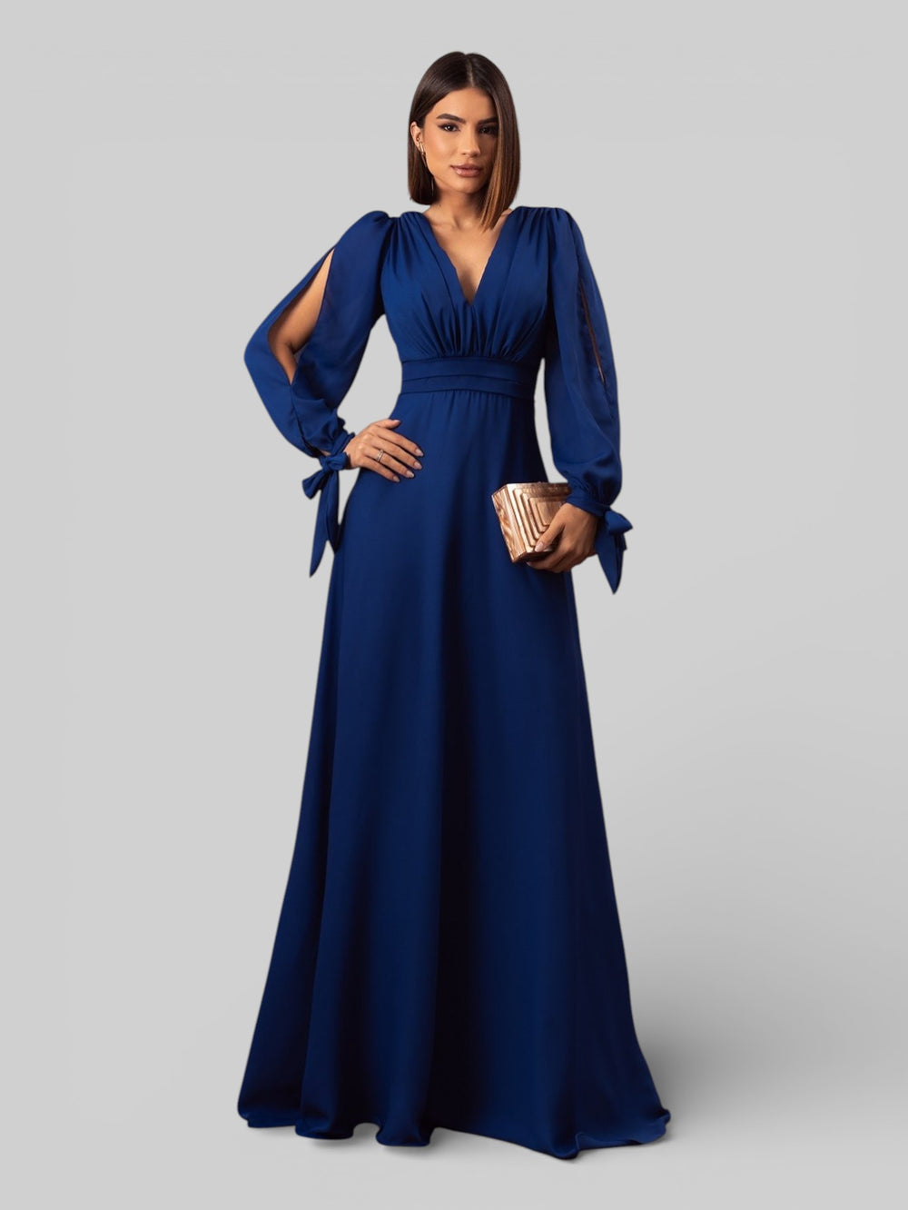 Vestido de Festa Manga Longa Decote Veneza