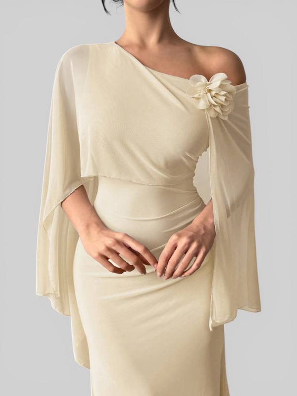 Vestido de Festa Longo Com Capa e Flor Flamesqui