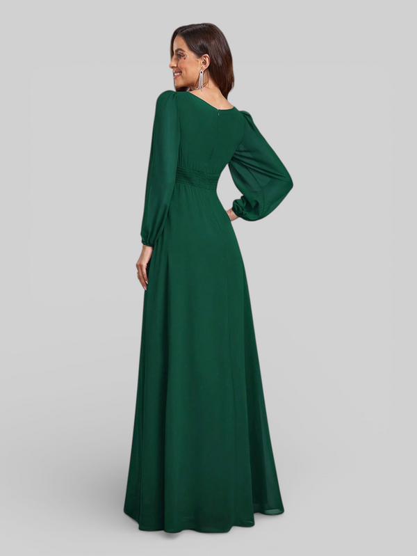 Vestido de Festa Plus Size Manga Longa Classic