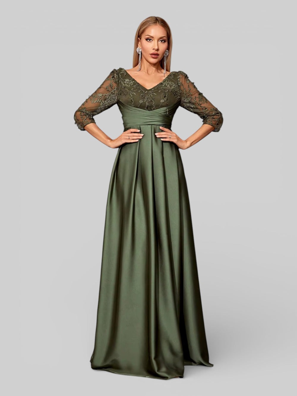 Vestido de Festa Bordado Manga Longa Ilhéus