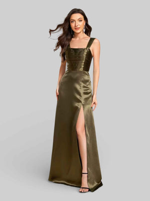 Vestido de Festa com Fenda Gola Quadrada Acetinado