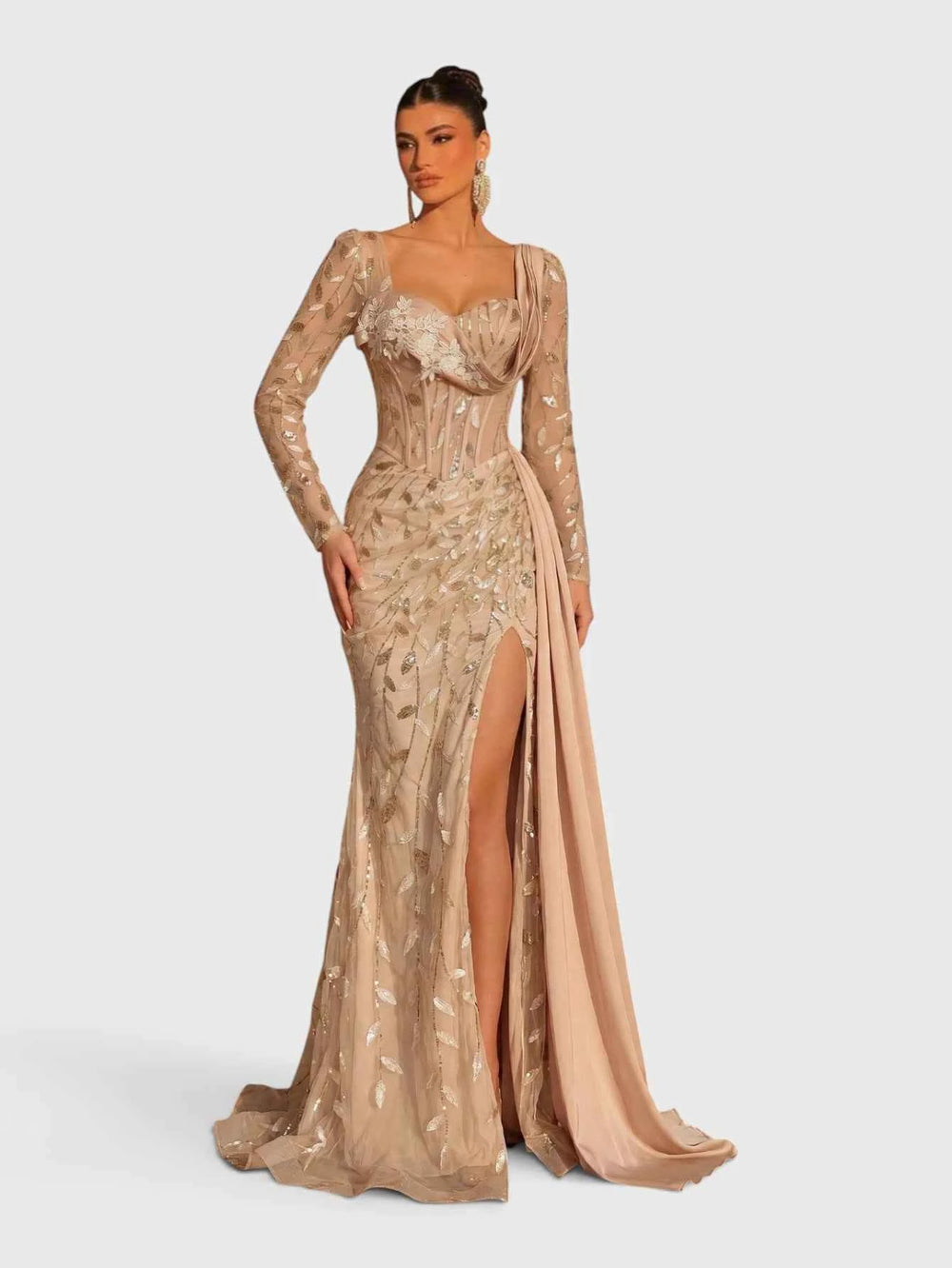 Vestido de Festa Paetê Manga Longa Cauda Dupla Noemie
