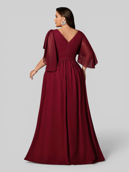 Vestido de Festa Longo Plus Size com Capa Bordado Avalon
