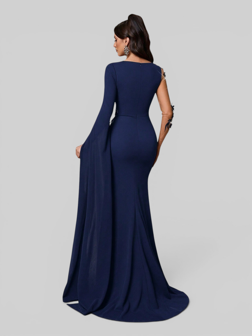 Vestido de Festa Longo Bordado com Capa Premium Aurelia