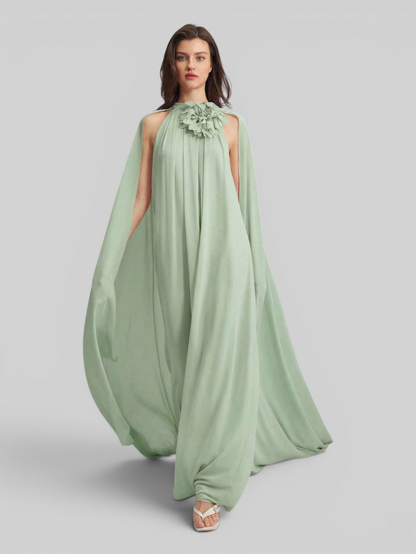 Vestido de Festa Longo Gola Halter com Capa Flowers 3D
