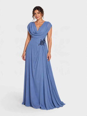 Vestido de Festa Longo Plus Size Bordado Flamesqui