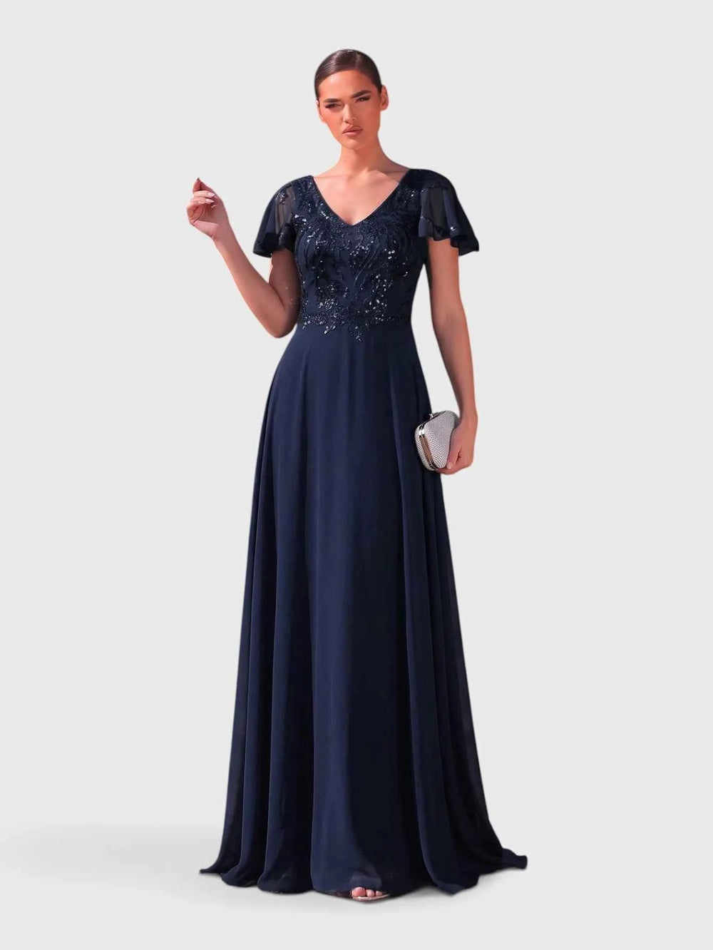 Vestido de Festa Longo Plus Size Bordado Lamine