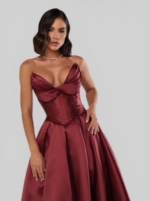 Vestido de Festa Longo Tomara que Caia Scarlet Corset