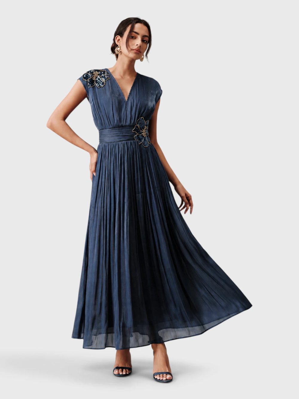 Vestido de Festa Longo com Bordado Flor Paetê Talismã