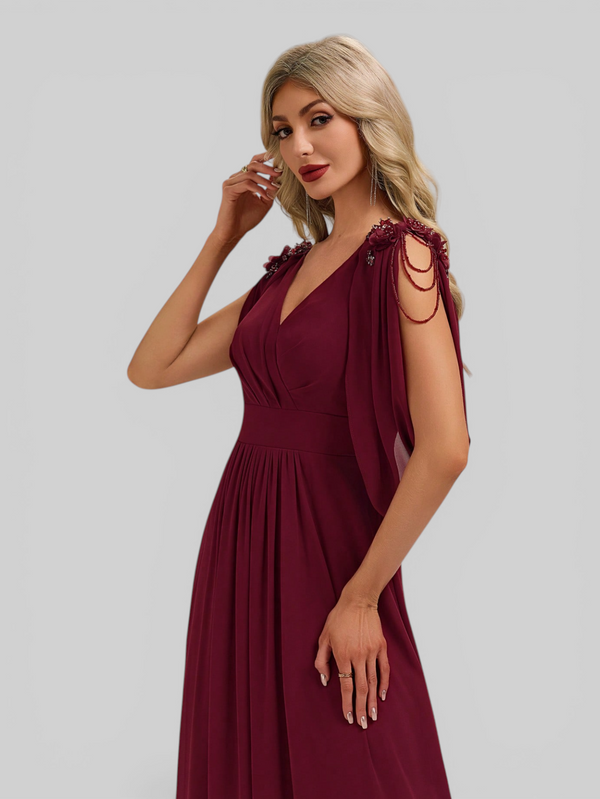 Vestido de Festa Longo com Capa e Apliques Oriente