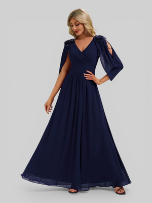 Vestido de Festa Longo com Capa e Apliques Oriente