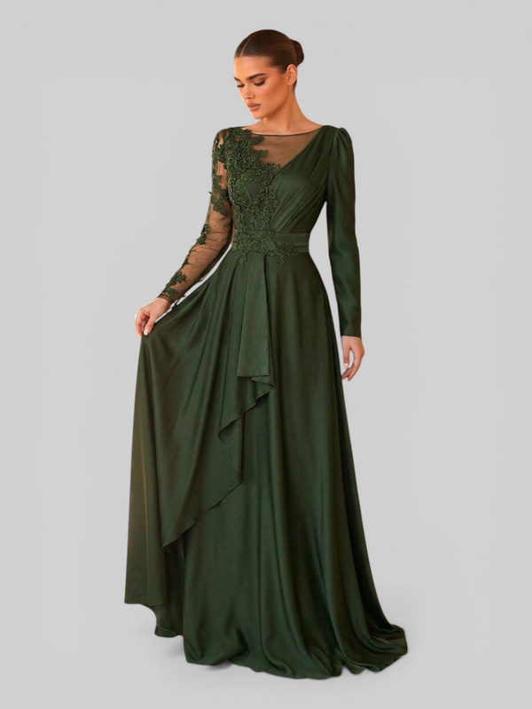 Vestido de Festa Manga Longa Plus Size Bordado Samira