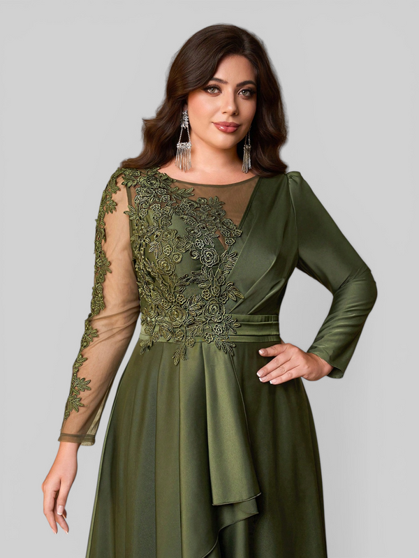 Vestido de Festa Manga Longa Plus Size Bordado Samira