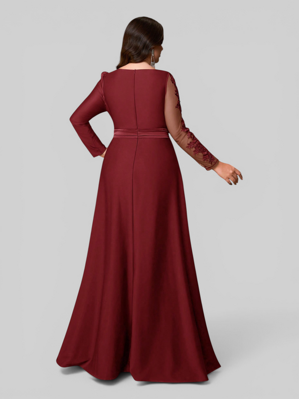 Vestido de Festa Manga Longa Plus Size Bordado Samira