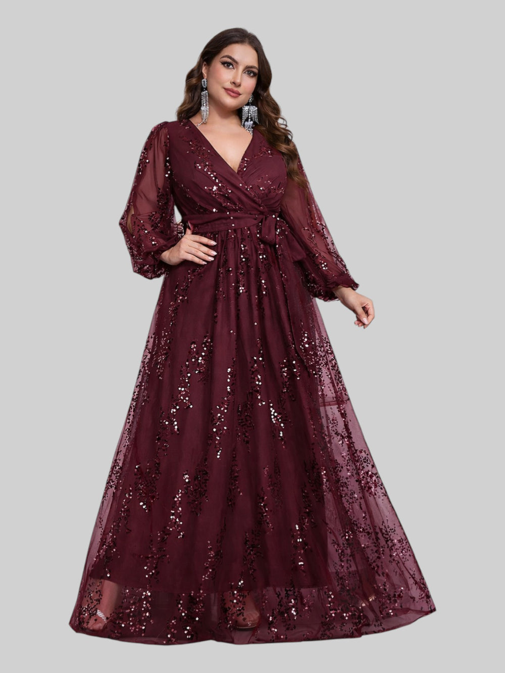 Vestido de Festa Manga Longa Plus Size Lantejoulas