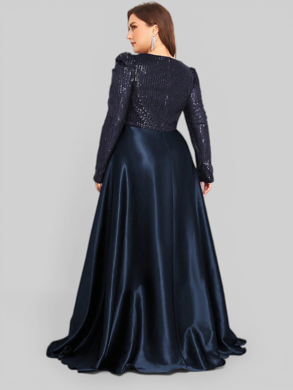 Vestido de Festa Plus Size Manga Longa Unique