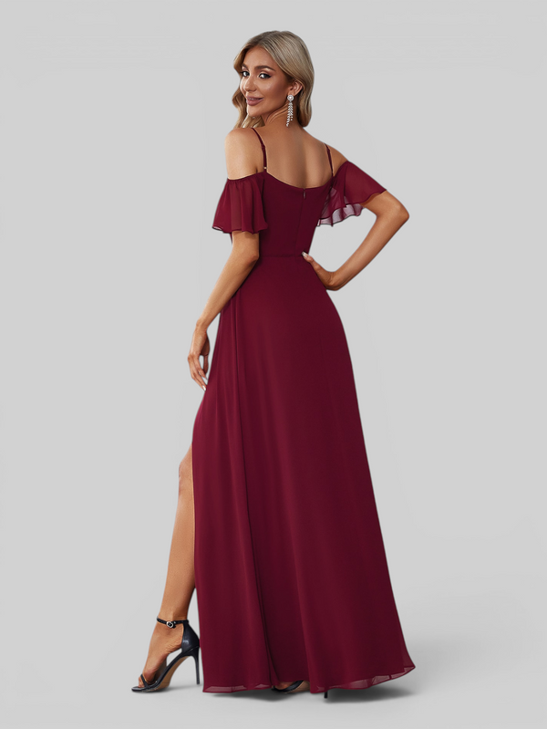 Vestido de Festa Plus Size Ombro a Ombro com Alças Lovissa