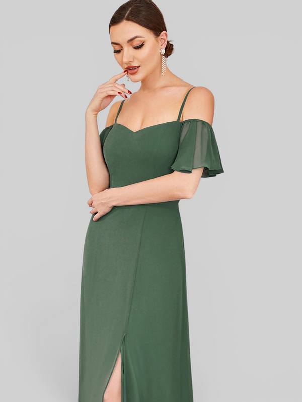 Vestido de Festa Plus Size Ombro a Ombro com Alças Lovissa