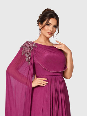 Vestido de Festa Plus Size com Capa Bordado Argelia