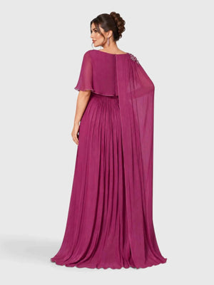 Vestido de Festa Plus Size com Capa Bordado Argelia
