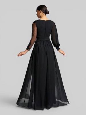 Vestido de Festa e Madrinha Manga Longa Bordado e Laço