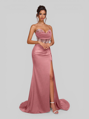 Vestido de Festa Longo Bordado e Paetê Famma