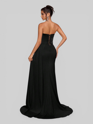 Vestido de Festa Longo Bordado e Paetê Famma