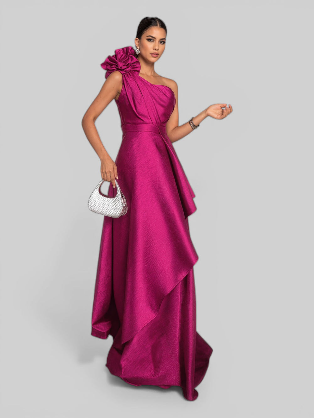 Vestido de Festa Longo Nula Manga com Flor Drape