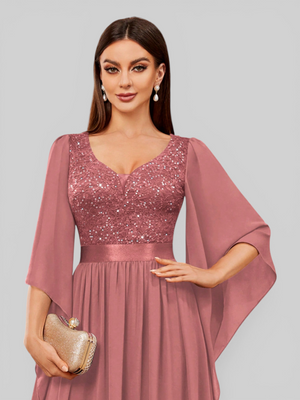 Vestido de Festa Longo com Capa Elegante