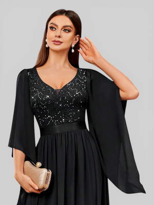 Vestido de Festa Longo com Capa Elegante