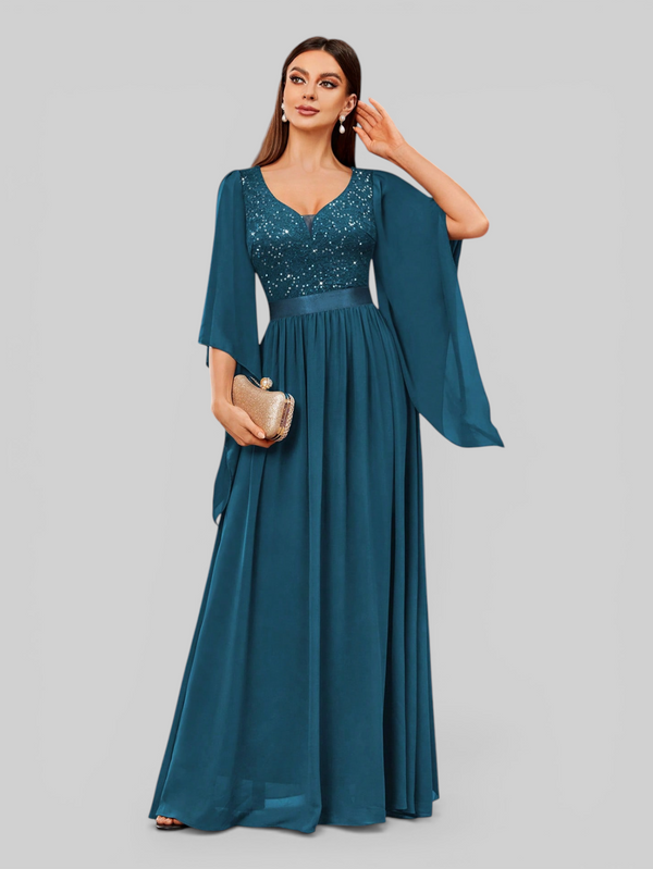 Vestido de Festa Longo com Capa Elegante