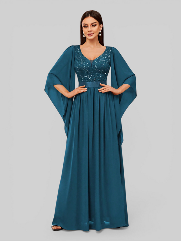 Vestido de Festa Longo com Capa Elegante