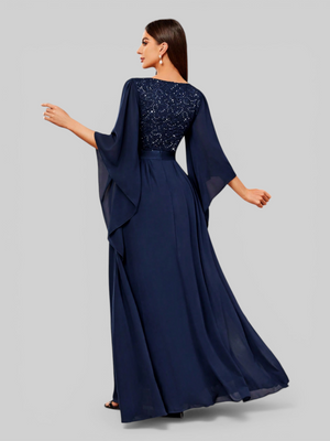 Vestido de Festa Longo com Capa Elegante