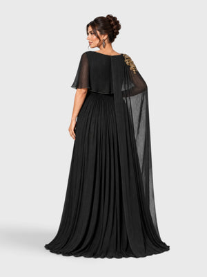 Vestido de Festa Plus Size com Capa Bordado Argelia
