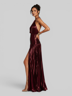 Vestido de Festa Longo Metalizado Plissado com Fenda Juliette